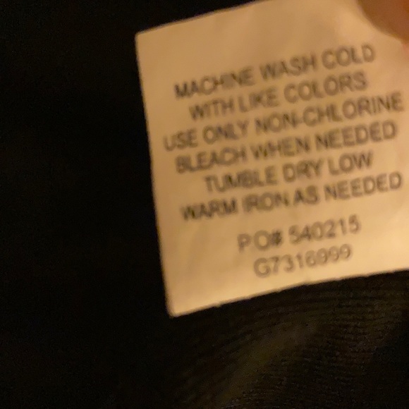 Seattle WA Space Needle 3/4 length sleeved Tee. 💕 - Picture 9 of 10